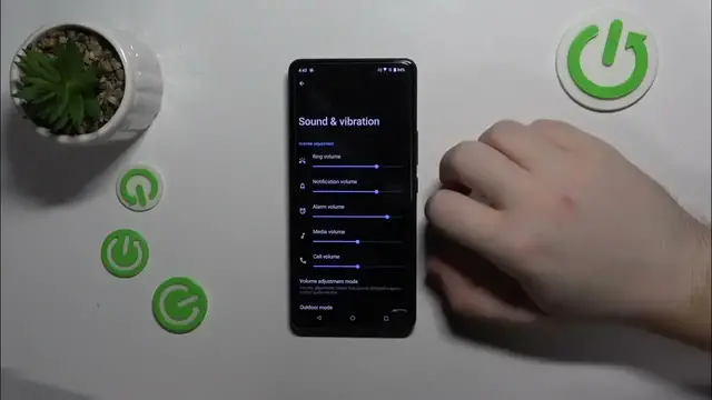 Video thumbnail for How to Mute & Unmute Screen Locking Sounds on ASUS ROG Phone 8 Pro
