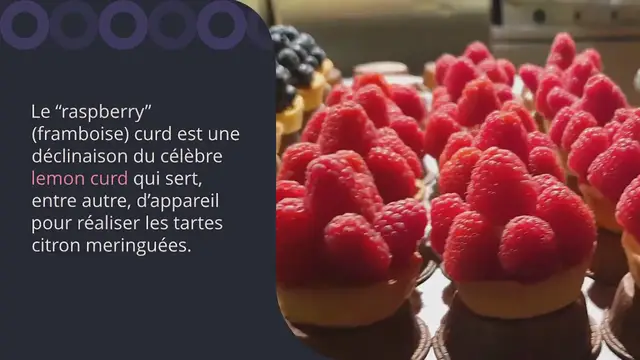 Video thumbnail for Petites tartelettes au “raspberry curd” (framboises) et 5 baies