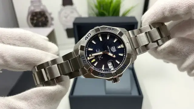 'Video thumbnail for Tag Heuer Aquaracer 300 Ref. WBD2112.BA0928  [4K Unboxing]'