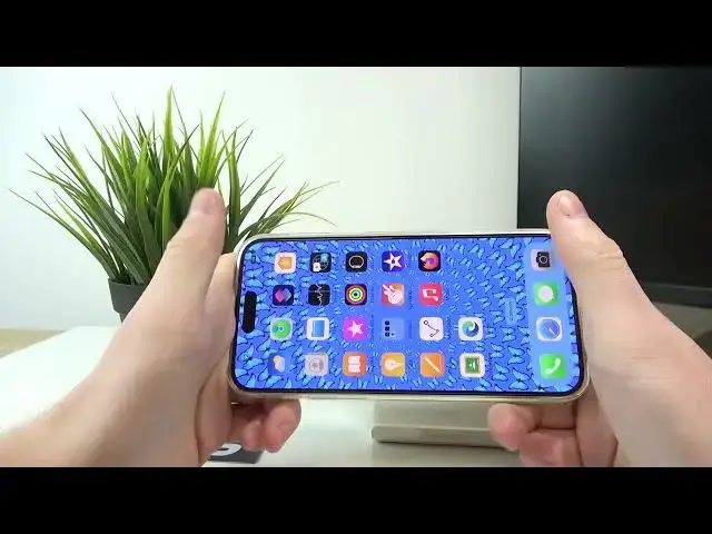 Video thumbnail for iPhone 14 Pro Max Hand Size Comparison | Size Checkup
