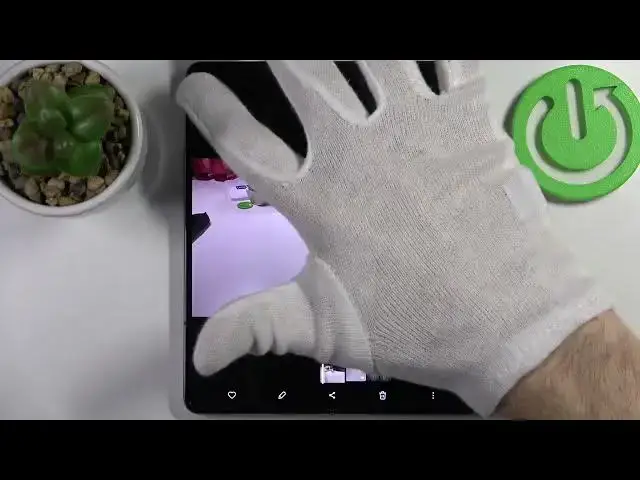 Video thumbnail for How to Use Slow Motion in SAMSUNG Galaxy Z Fold 4 – Record Slower Videos