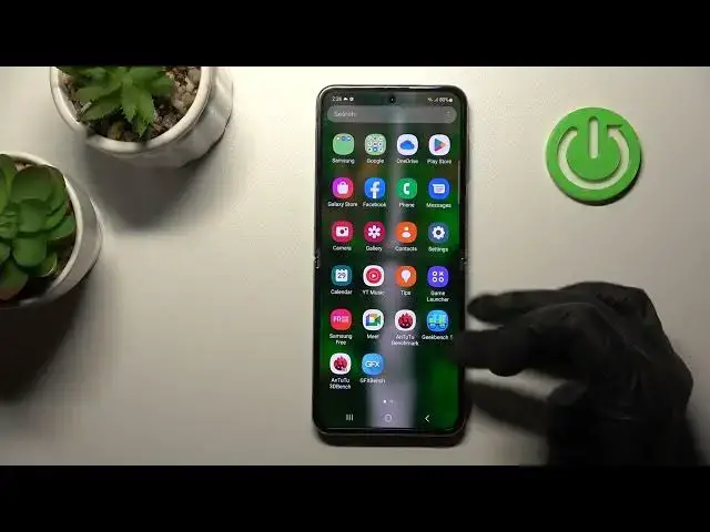 Video thumbnail for How to Hide Apps on Samsung Galaxy Z Flip4 - How to unhide apps
