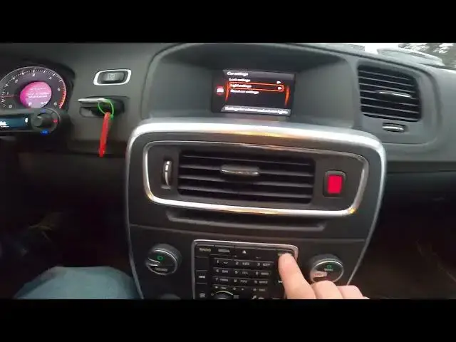 'Video thumbnail for How to Enable or Disable Confirmation Lights for Volvo V60 I ( 2010 - 2018 )'