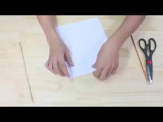 Video thumbnail for Cách làm diều cực kỳ đơn giản
