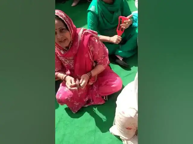 Video thumbnail for है  मंडेर बोला काग उडौह कैसे है  लहंगे में लग आग ,जकड़ी डांस #dance #viral#song #funny#जकड़ी