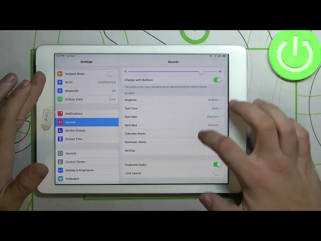 Video thumbnail for iPad Air 1 – Turn On / Disable Touch Sounds in Settings