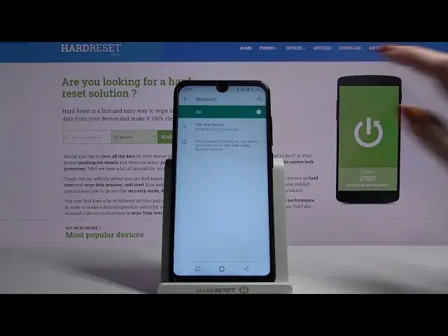 'Video thumbnail for How to Pair Device with KRUGER & MATZ Move 9 – Bluetooth Connection'