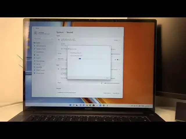 Video thumbnail for HUAWEI MateBook 16s - How To Mute & Unmute Microphone
