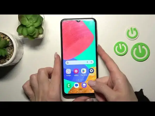 'Video thumbnail for How to Change Lock Screen Wallpaper on Samsung Galaxy M33 - Set Up Wallpaper'