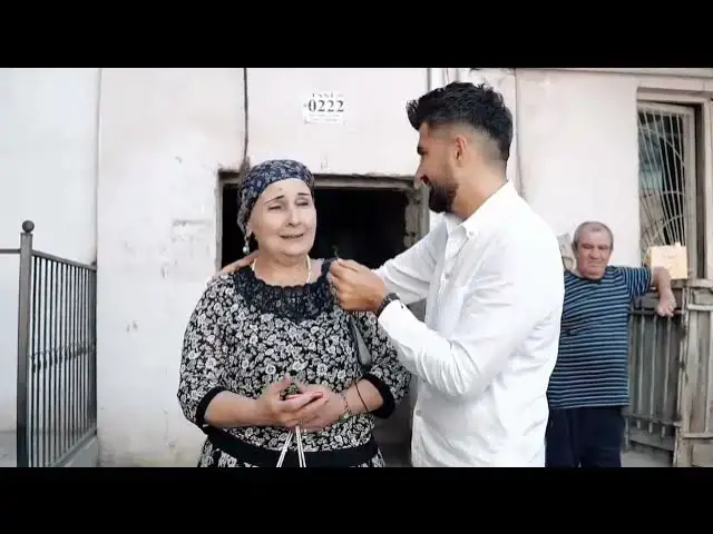 'Video thumbnail for Bu mahnını eşidəndə o qədər qəhərlənmişdim,elə bilirdim Şəhid olan həyat yoldaşı üçün ifa edib,'