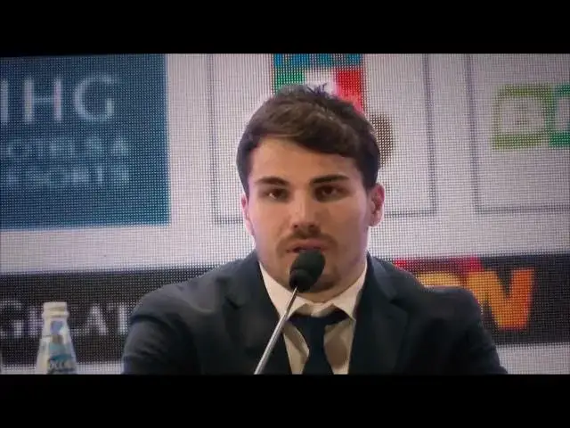 Video thumbnail for Antoine Dupont  : "On est pas dans les meilleures conditions mais on est encore en compétition"