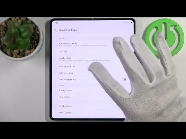 Video thumbnail for How to Apply Camera Location in SAMSUNG Galaxy Z Fold 4 – Camera Location Tags