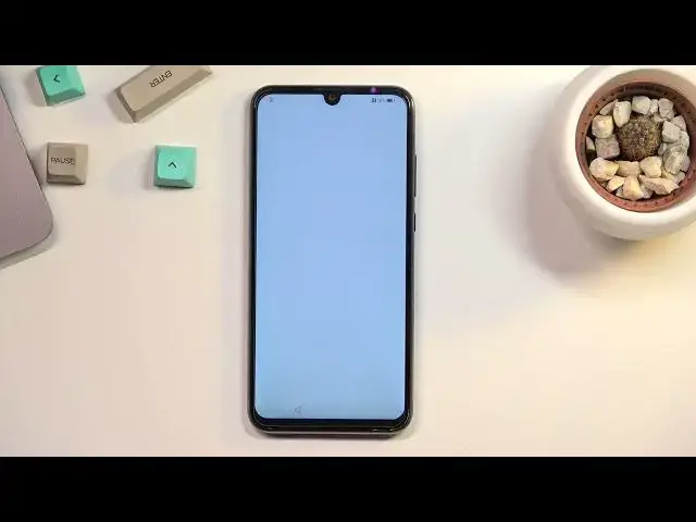 Video thumbnail for Honor 20E – First Device Set Up