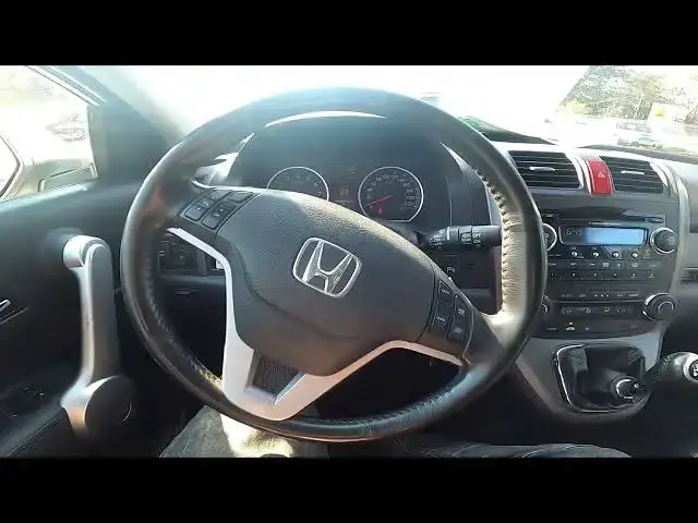 Video thumbnail for How to Find AUX Jack in Honda CR-V III ( 2006 – 2012 ) - Connect Smartphone via AUX