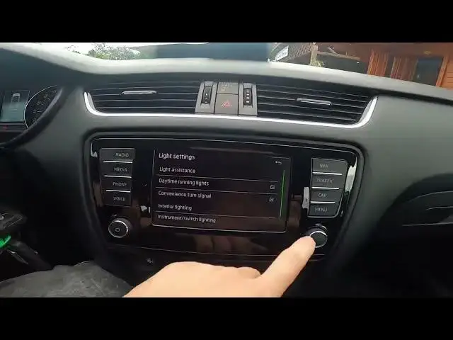 'Video thumbnail for How to Enable or Disable Convenience Turn Signals in Skoda Octavia III ( 2013 – 2020 )'