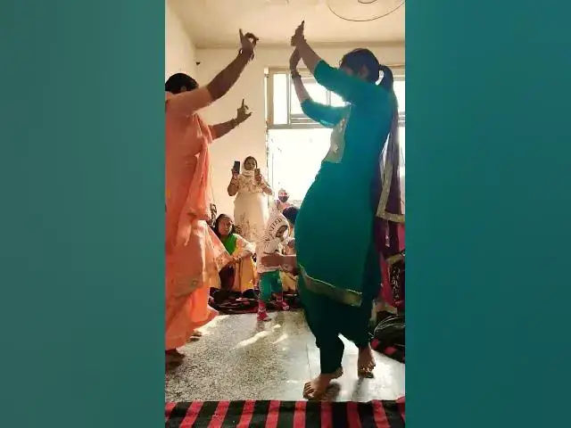 Video thumbnail for #happy_lokgeet #trending #haryanvibhajan #kirtan #jakdigeet jabardast dance जबरदस्त डांस