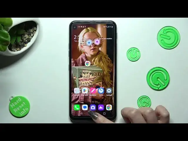 'Video thumbnail for Use Floating Mode on LG Q70 - Open Apps in Pop Up View'