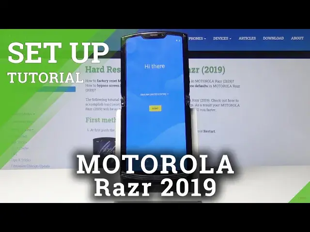 Video thumbnail for How to Set Up MOTOROLA Razr (2019) – First Steps and Configuration