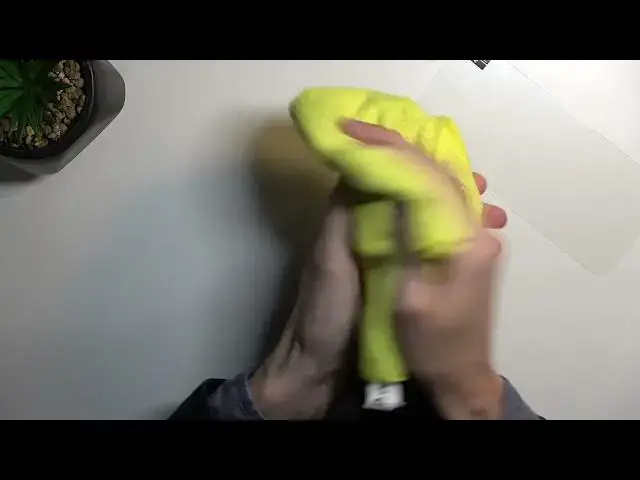 Video thumbnail for How to put screen protector on NOKIA C21 Plus without dust