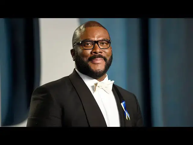 Video thumbnail for After Eviction, 93-Year-Old Woman and Grandkids Get New Home Thanks to Tyler Perry’s Generosity