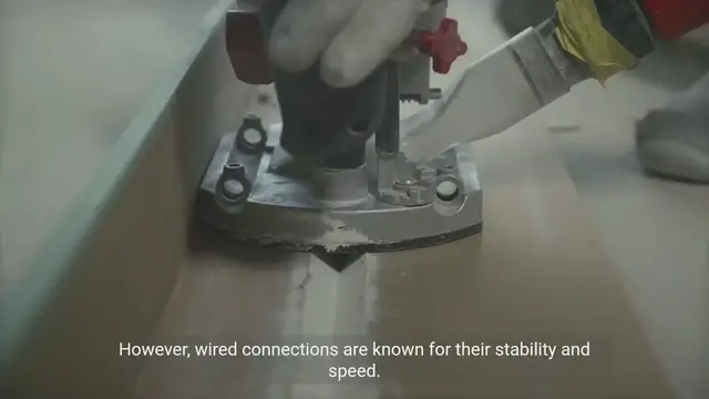 Video thumbnail for Wireless vs Wired Connections