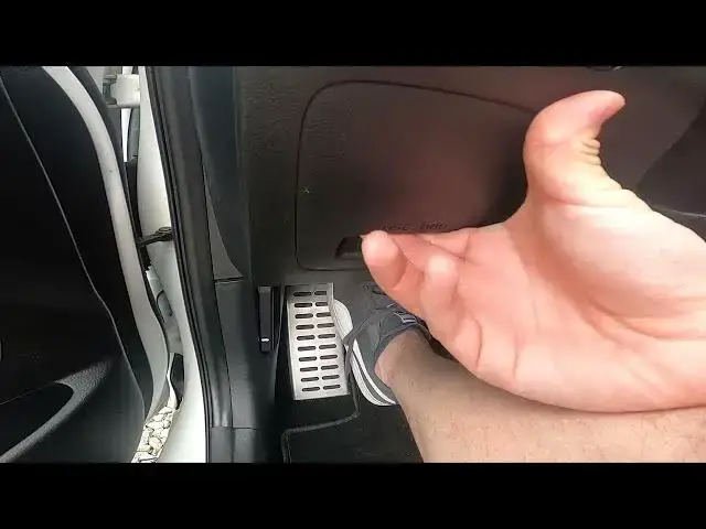 Video thumbnail for Where is ODB 2 Socket in Kia Ceed II ( 2012 - 2018 ) - Find ODB 2 Socket