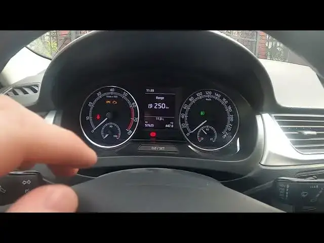 Video thumbnail for How to Enable or Disable Front Anti Fog Lights in Skoda Rapid II ( 2012 – 2019 )