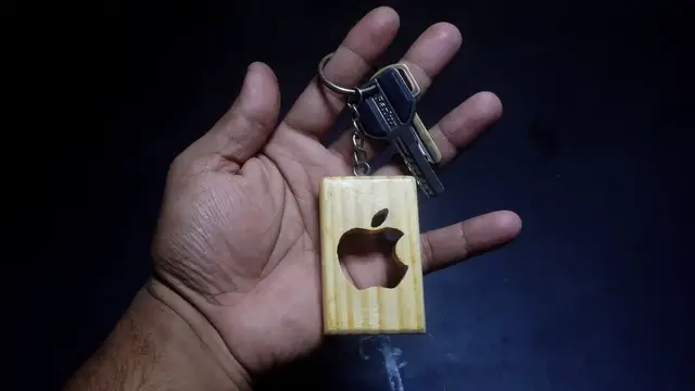 Video thumbnail for Make Apple logo key ring use scroll saw machine