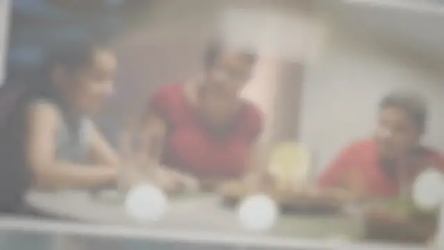 Video thumbnail for How To Help Your Child Learn Healthy Eating Habits