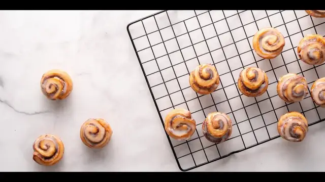 Video thumbnail for What Can I Use As A Cooling Rack? 4 Superb Ideas For Substitute Cooling Rack