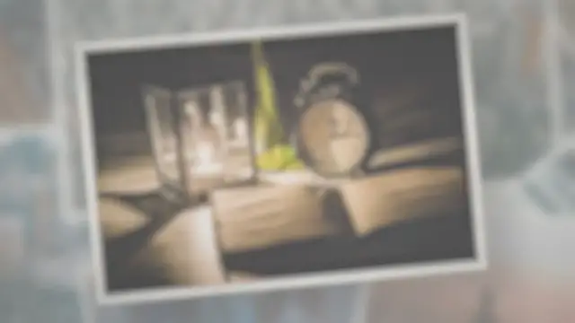 Video thumbnail for Do Candles Expire? How Long Do They Last?