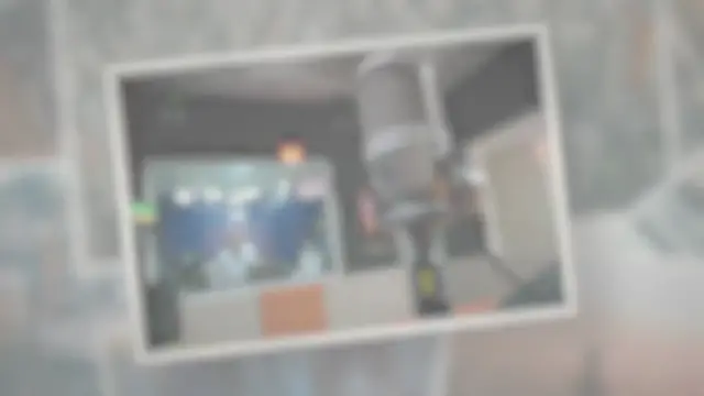 Video thumbnail for How Do Recording Studios Make Money?