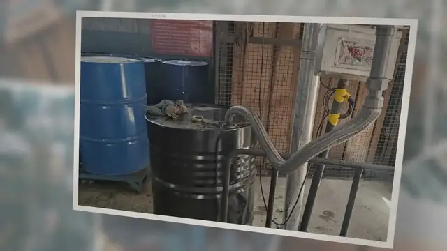 Video thumbnail for Whole material is taken out of drums