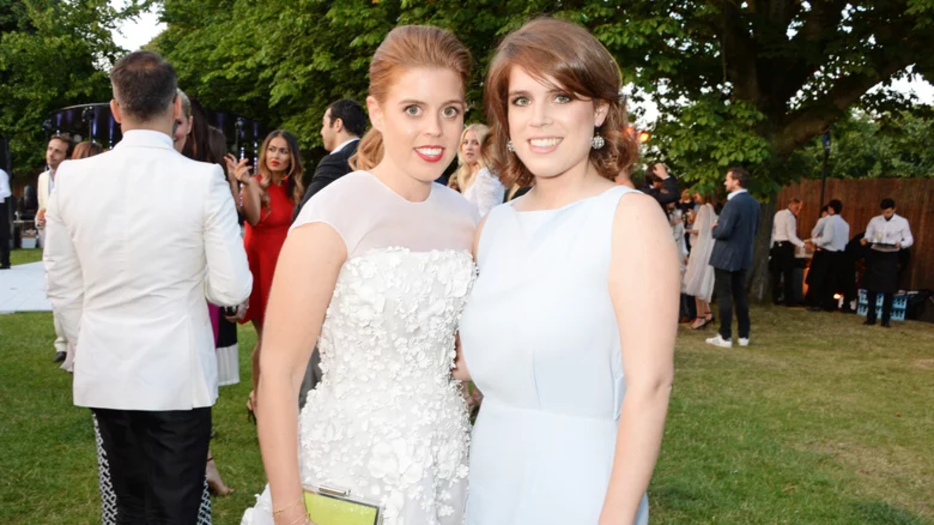 Video thumbnail for Why Other Royals Don't Connect With Princesses Eugenie And Beatrice