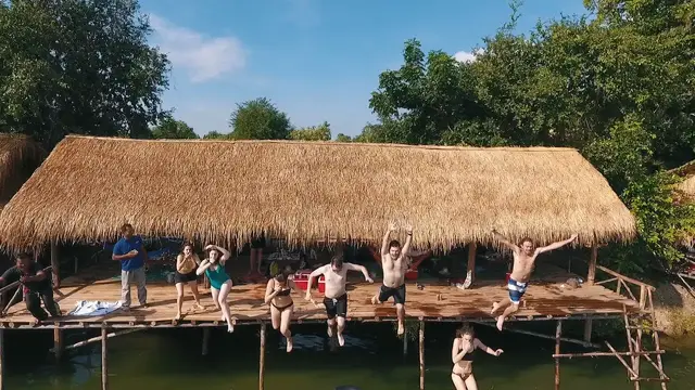 Video thumbnail for BAMBOO TRAIN & CRAZY LAKE PARTY (Battambang, Cambodia)