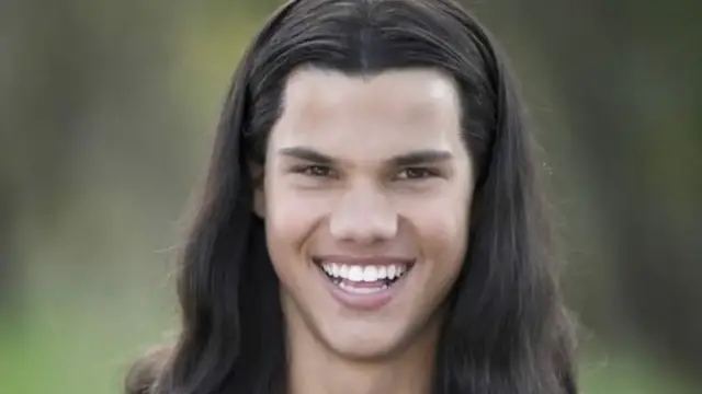 Video thumbnail for What The Cast Of Twilight Really Looks Like Now