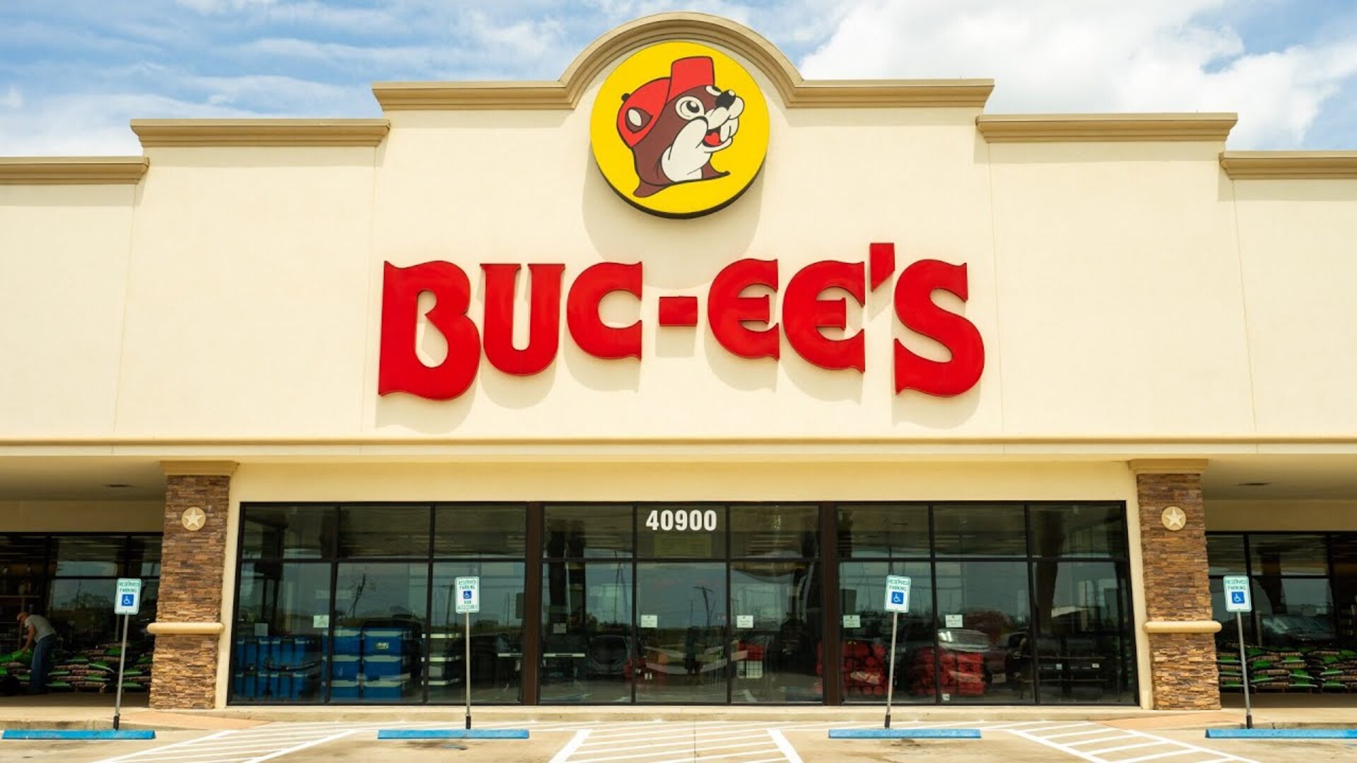 Video thumbnail for Watch This Before Trying Buc-Ee's Famous Brisket