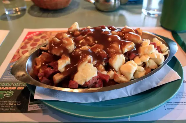 Video thumbnail for Poutine, Spezialität aus Quebec