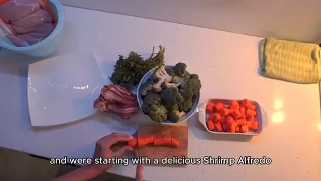 Video thumbnail for shrimp alfredo recipe