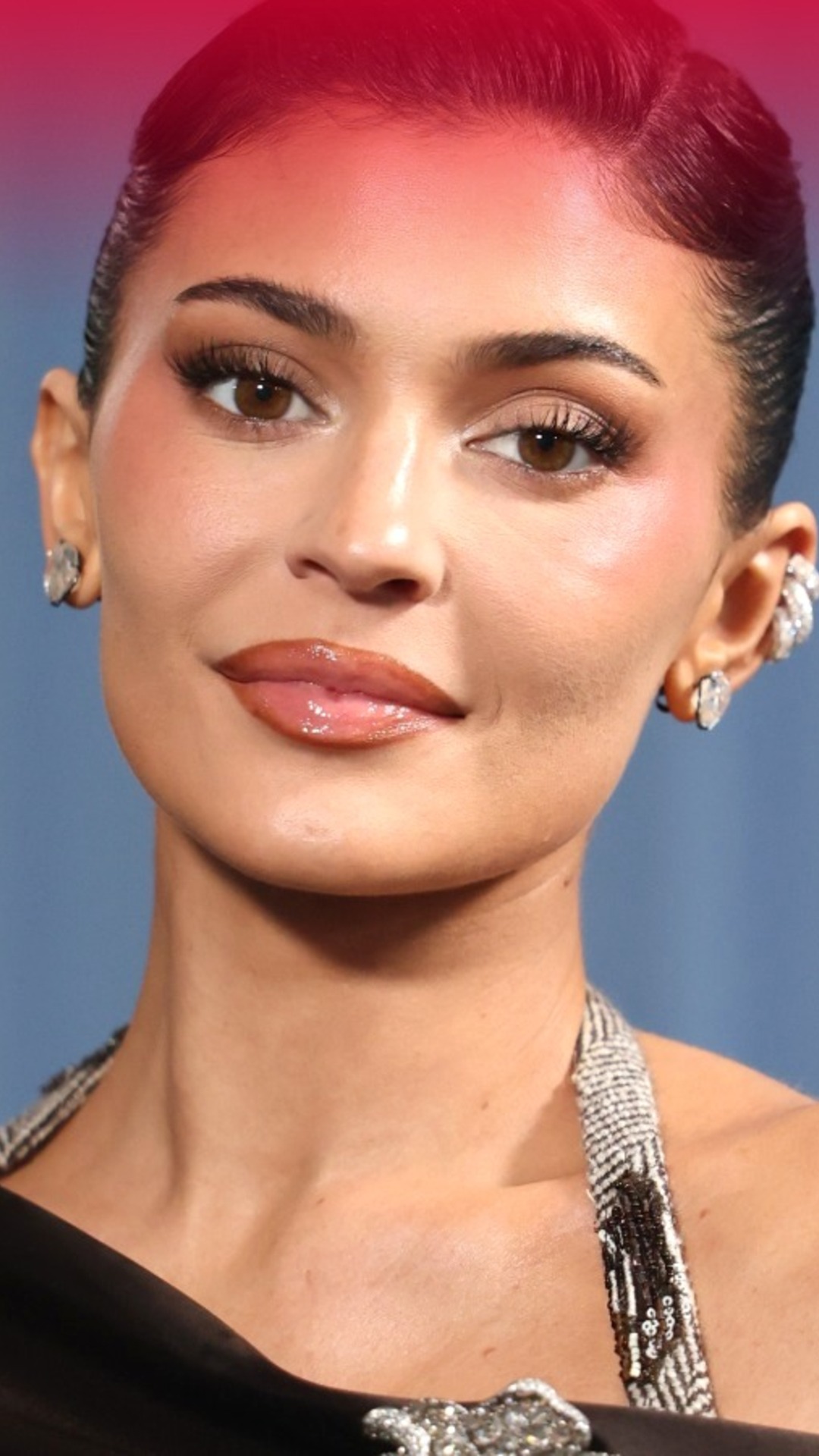 Video thumbnail for Kylie Jenner Really Wore THAT To The Bezos-Sanchez Wedding?!