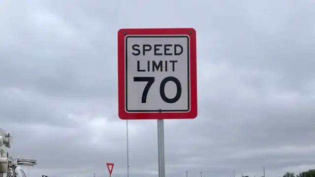 Video thumbnail for Why Do Some Speed Limit Signs Have A Red Border?
