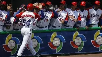 'Video thumbnail for Pelotero cubano de Grandes Ligas NO LE INTERESA el Clásico Mundial. "No sé ni quiénes jugarán"'