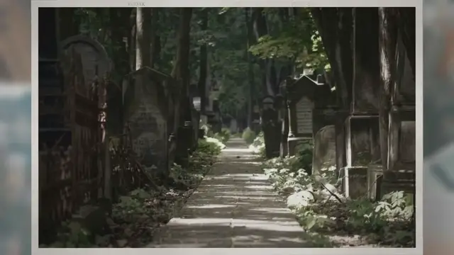 Video thumbnail for Do Funeral Homes Take Pictures of the Deceased?