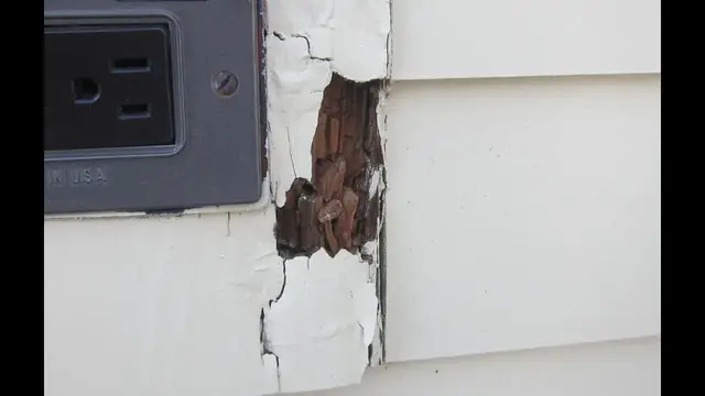 Video thumbnail for How to Fix Wood Rot 1 of 4