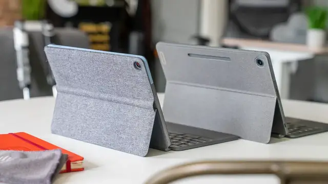 Video thumbnail for Lenovo Chromebook Duet vs. Duet 3: Go For the Upgrade!
