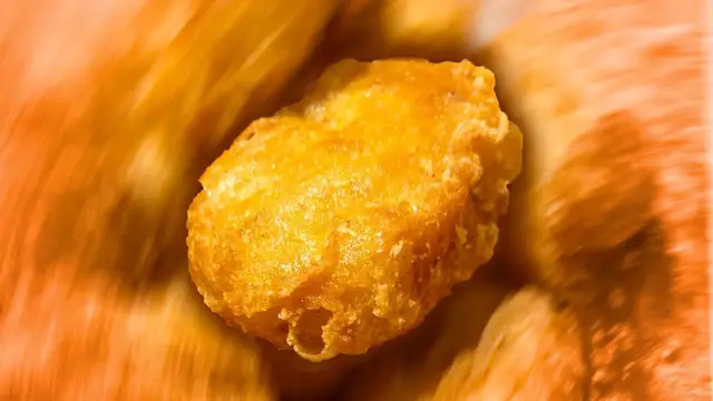 'Video thumbnail for These Fast Food Hacks Are So Good, You'll Wish You Knew Them Sooner'