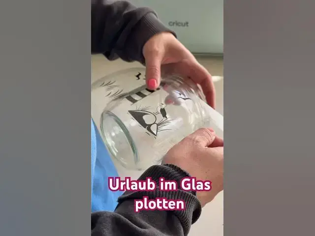 Video thumbnail for Urlaub im Glas plotten - Urlaubserinnerung ganz einfach selber machen #springonshorts #plotter