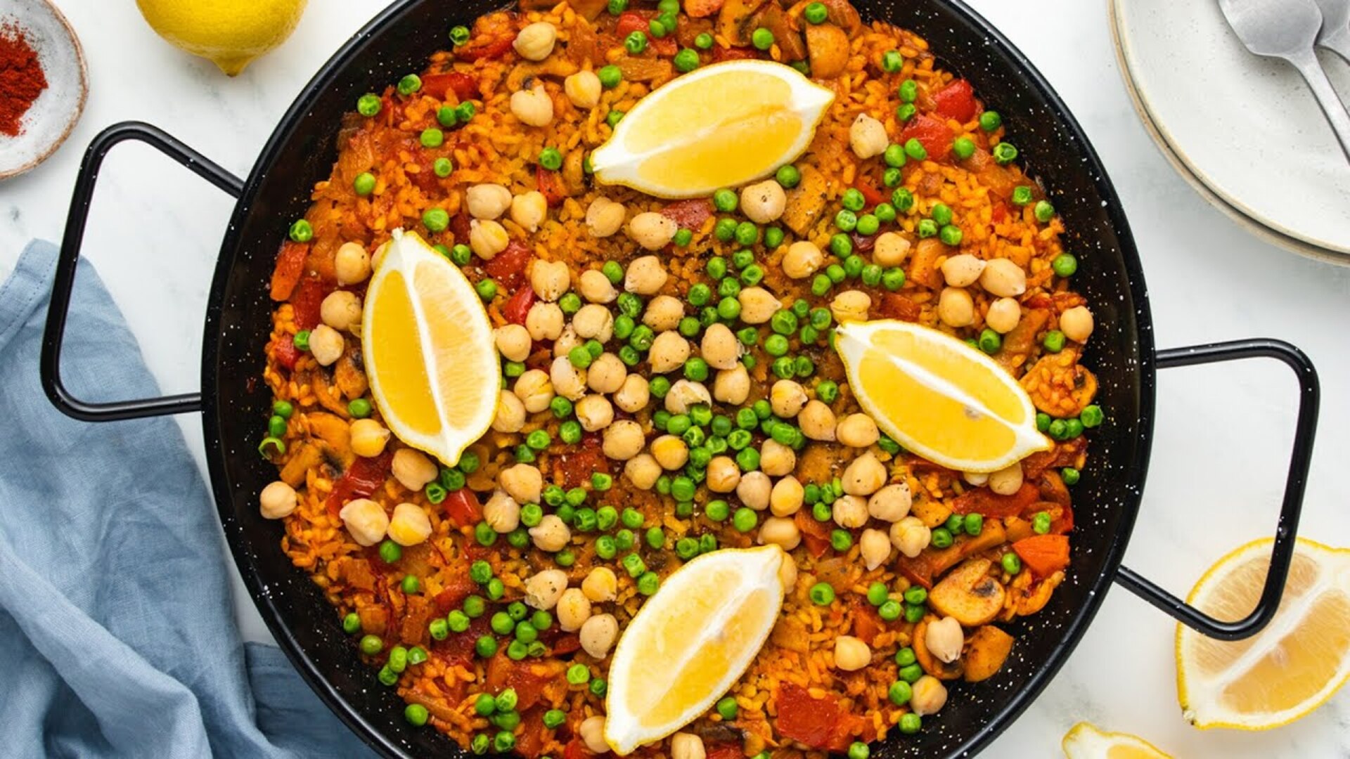 Video thumbnail for Aromatic Vegan Paella