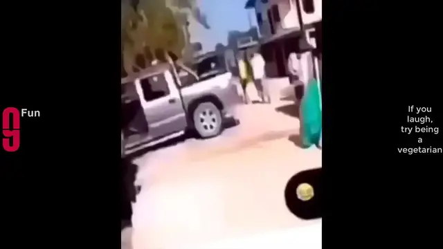 'Video thumbnail for TRY NOT TO LAUGH 😆 Best Funny Videos Compilation 😂😁😆 Memes PART 139'