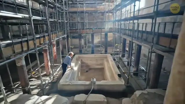 Video thumbnail for Home of the Super Rich Found in Pompeii   Archaeologists Are Shocked(720P HD)